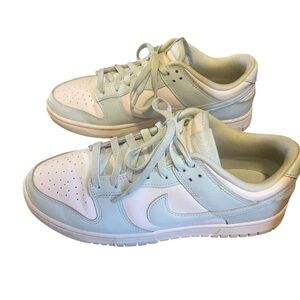 Nike Dunk Low "Glacier Blue". Women’s 8.5